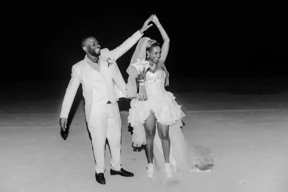 wedding dance black & white