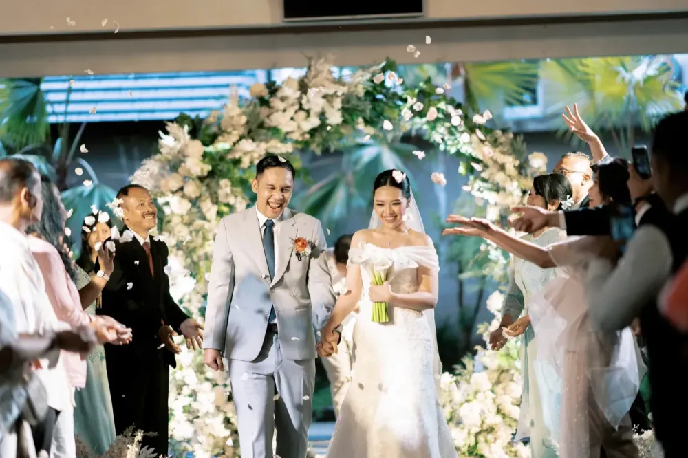 indoor wedding ceremony